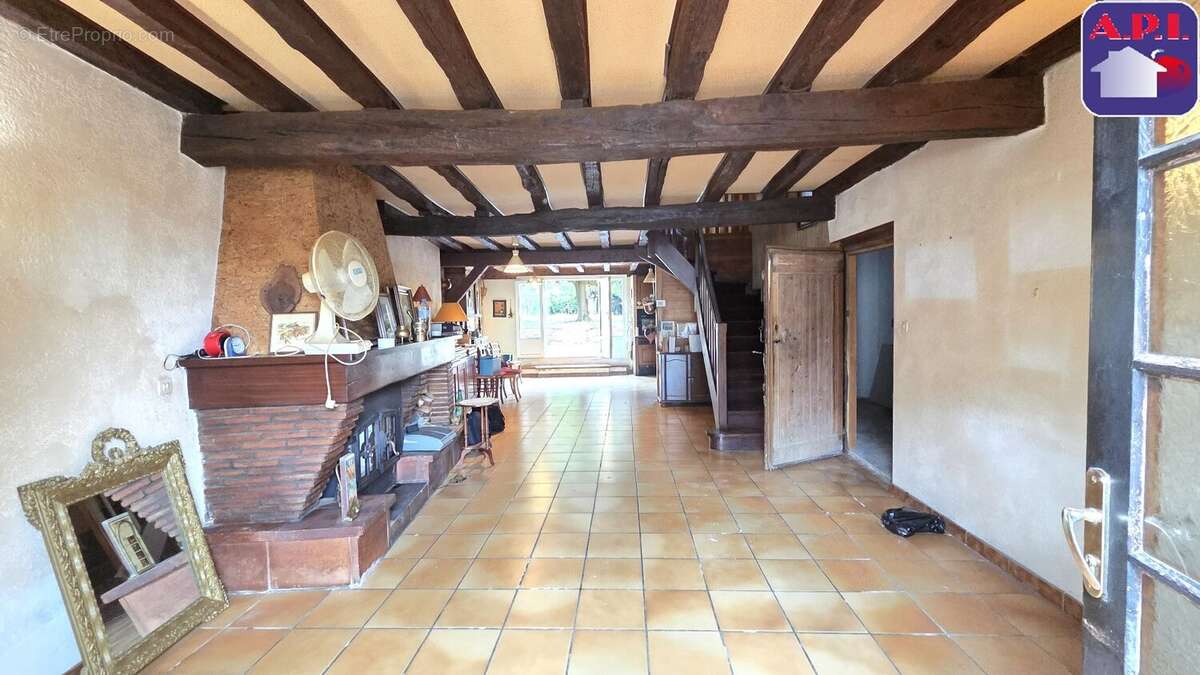 Maison 134 m² à Lissac  - photo 4