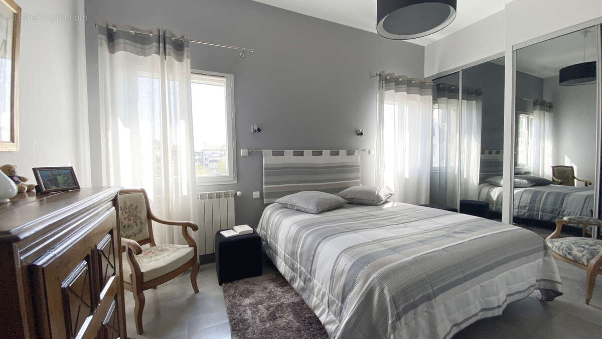 Appartement à BEAUCAIRE