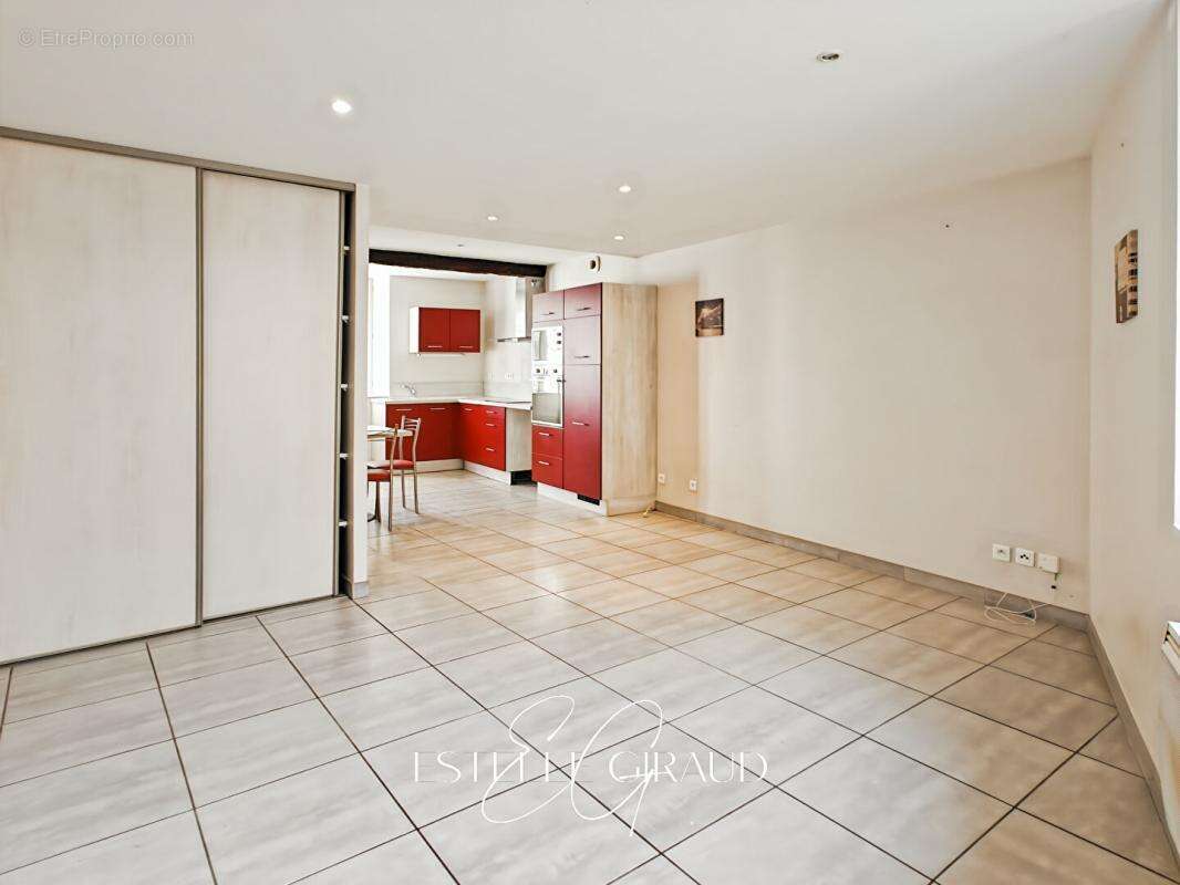 Maison à CAUNES-MINERVOIS