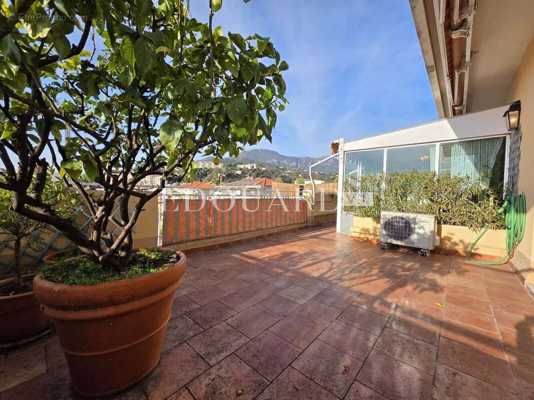 Appartement à MENTON