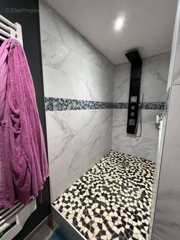 Photo 8 - Maison à PUJOLS-SUR-CIRON