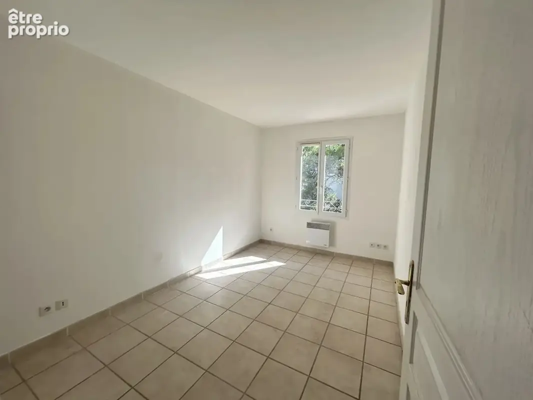 Appartement 85 m² à Mallemort  - photo 9