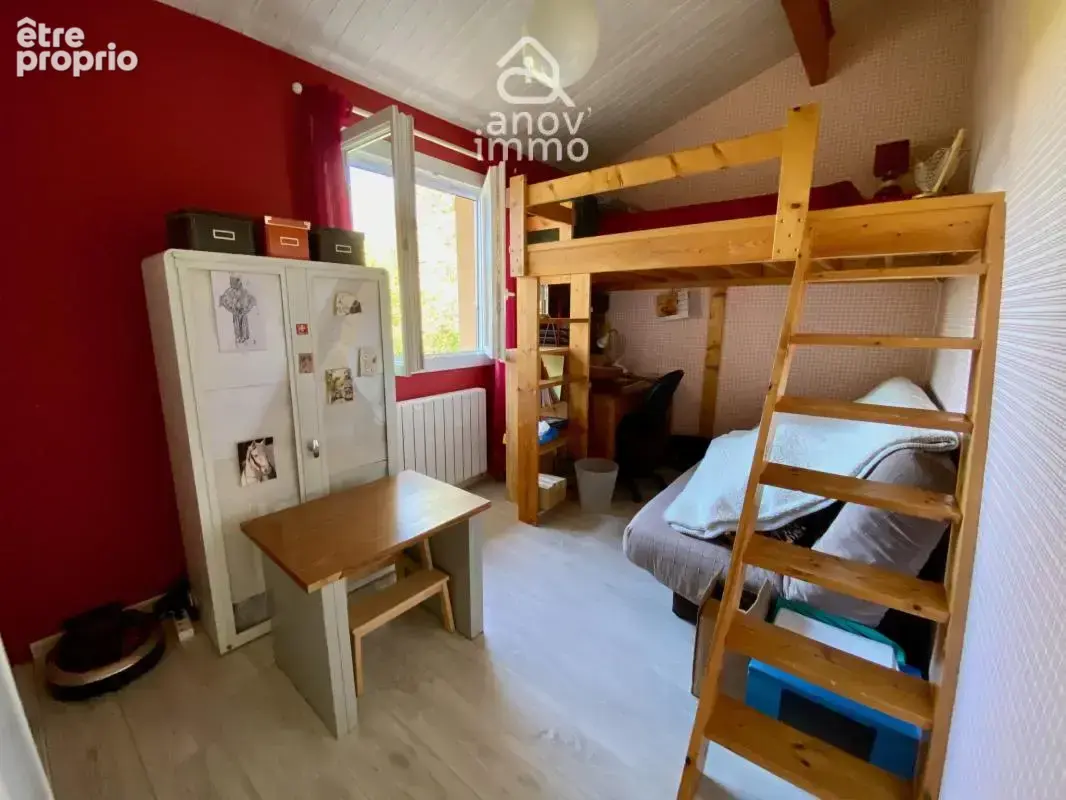 À 35 min de Lyon, maison de 151 m2 avec piscine, vue et calm - photo 16