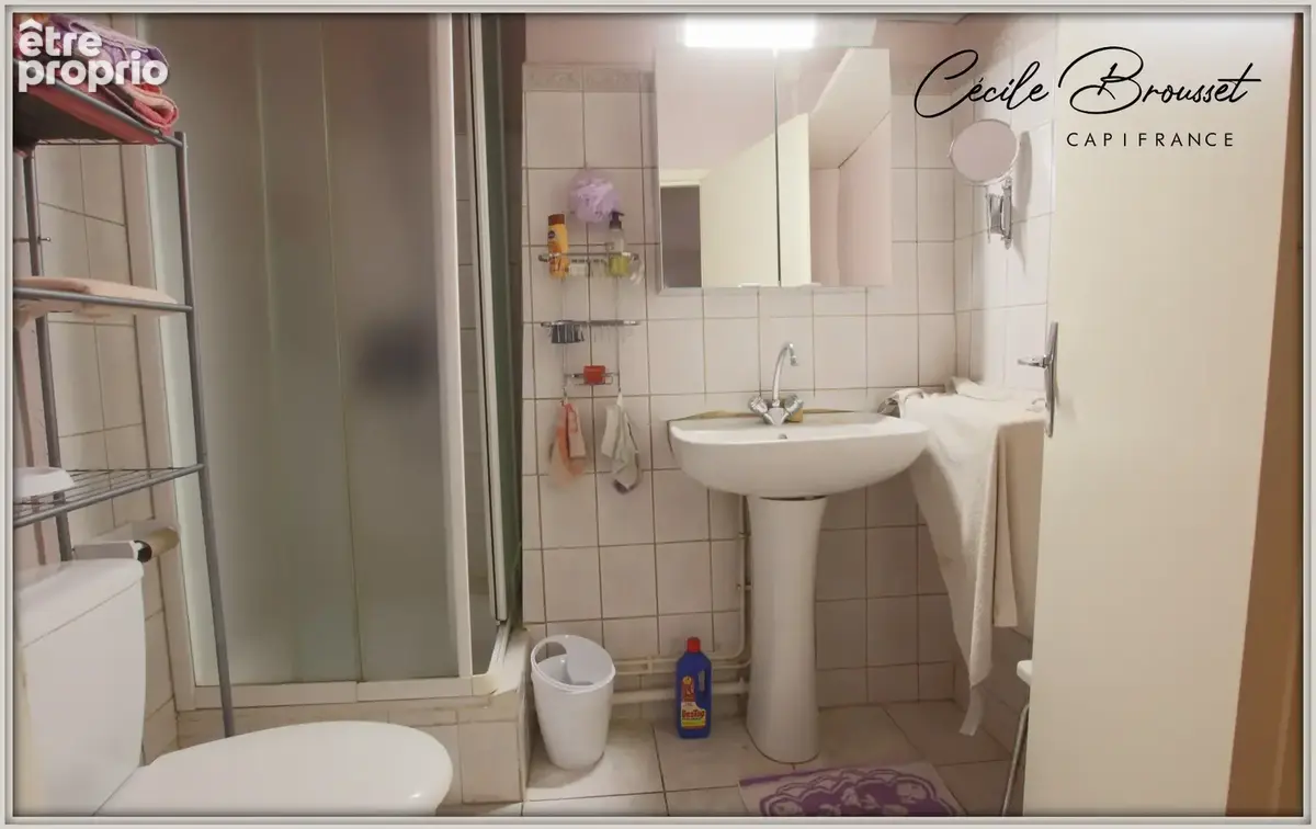 Maison de village rénovée à vendre 7 pièces SAINT LAURENT DE CERDANS (66) - photo 9