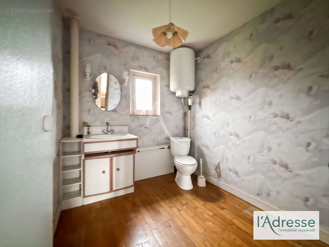 Maison à LA NEUVILLE-CHANT-D&#039;OISEL