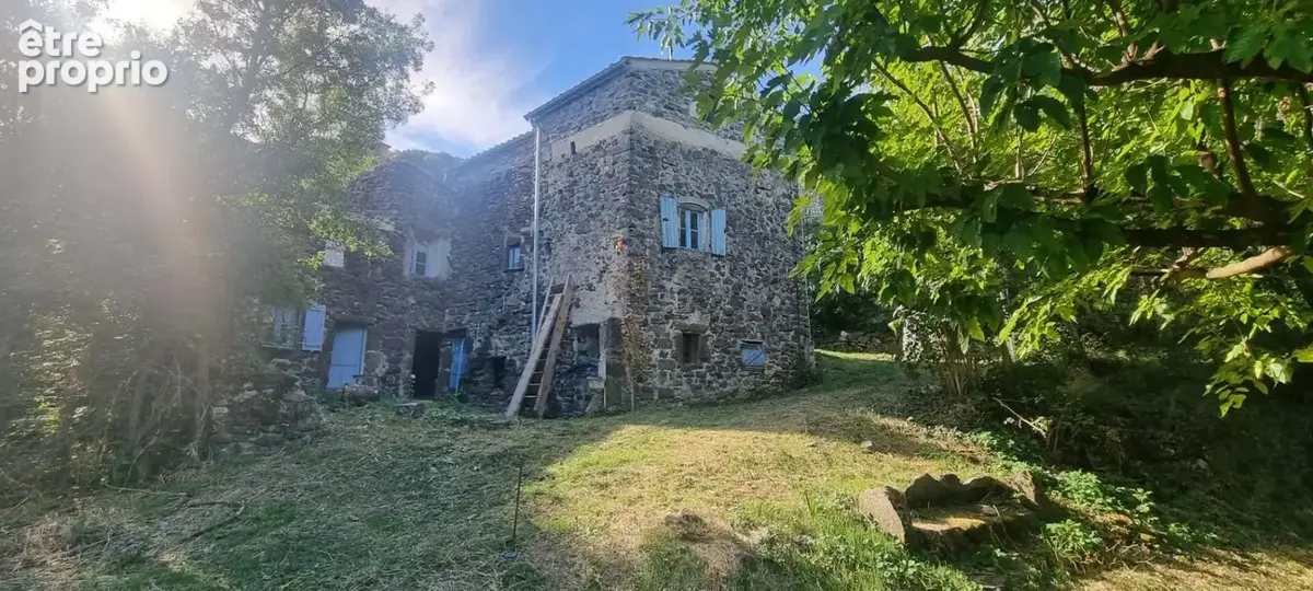 Maison à MEYSSE
