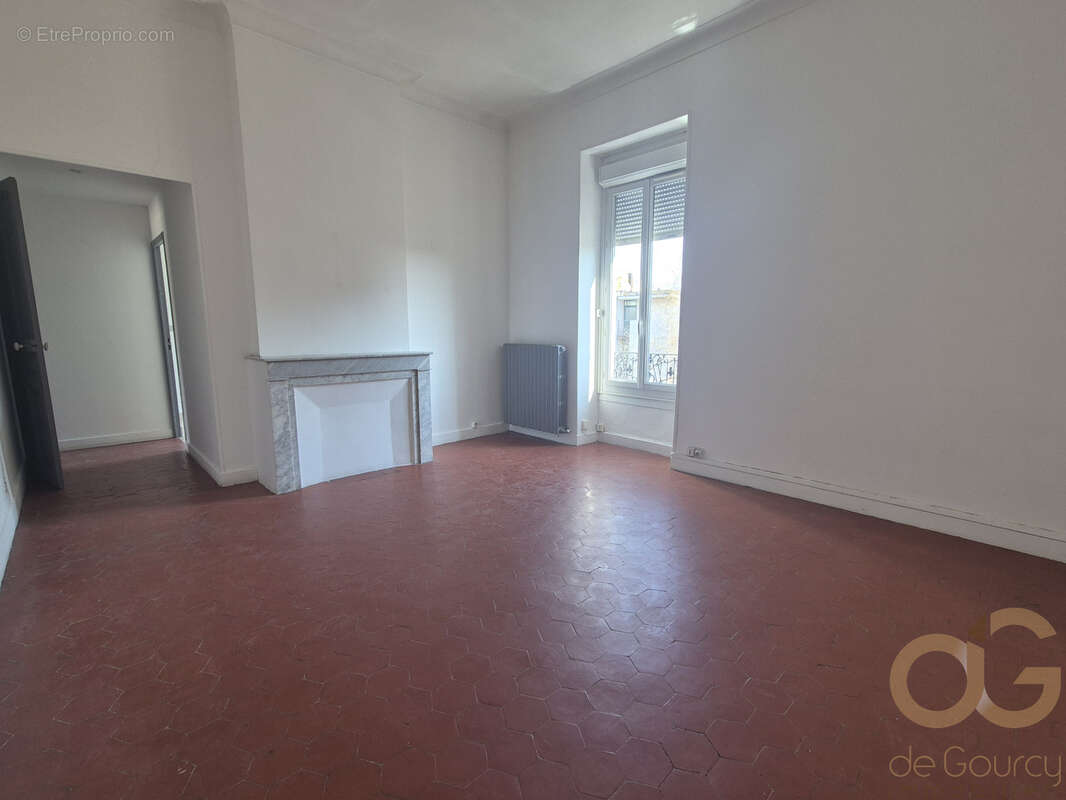 Appartement à NIMES