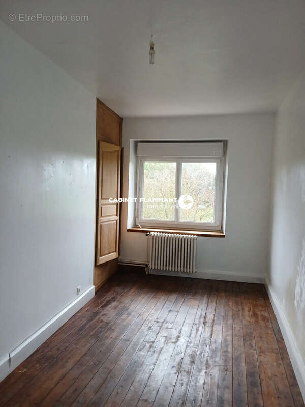 Maison à VILLAINES-EN-DUESMOIS