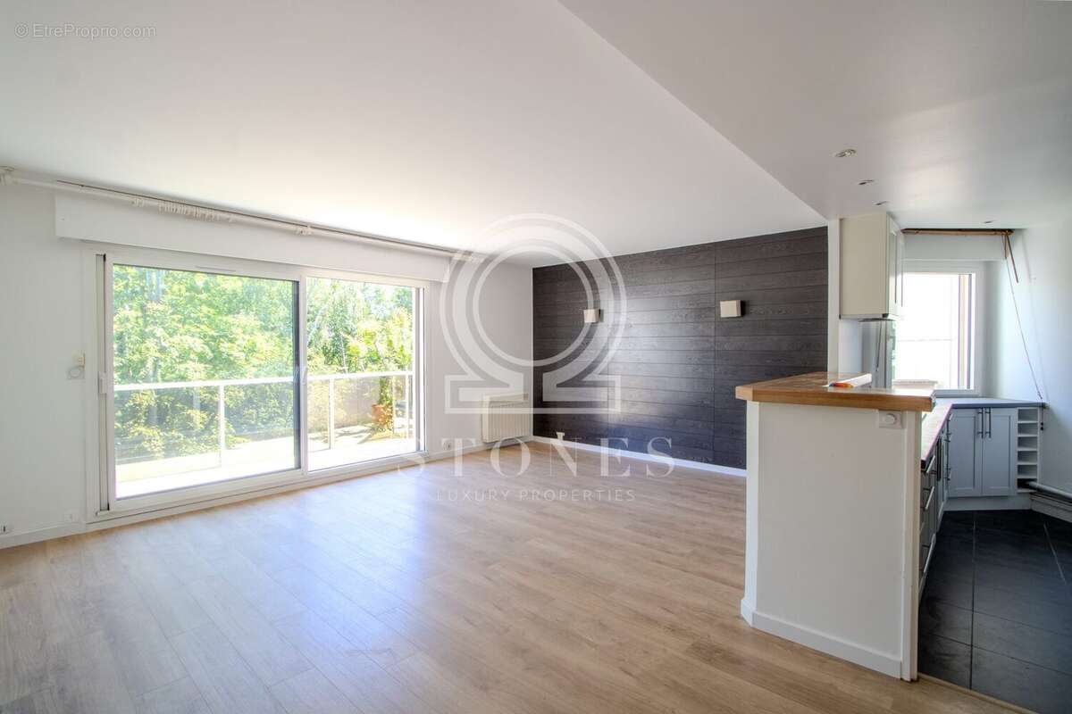 Appartement à BOUGIVAL