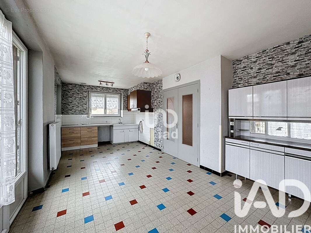 Maison 104 m² à Costaros  - photo 7