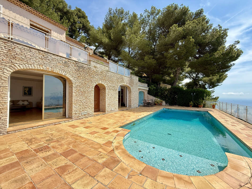 Maison à ROQUEBRUNE-CAP-MARTIN