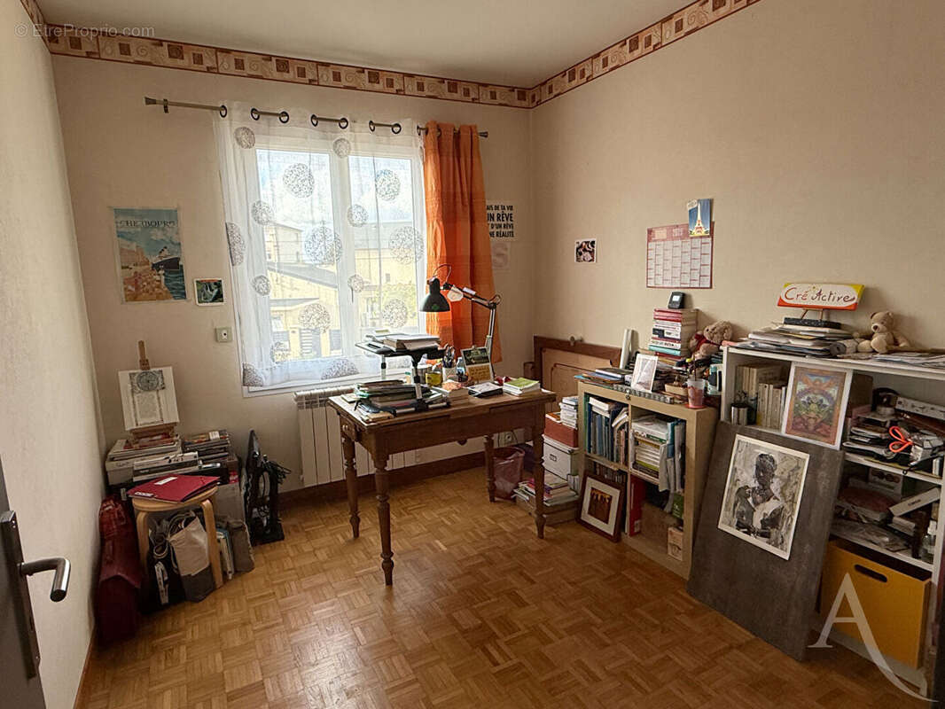 Maison à MONDEVILLE