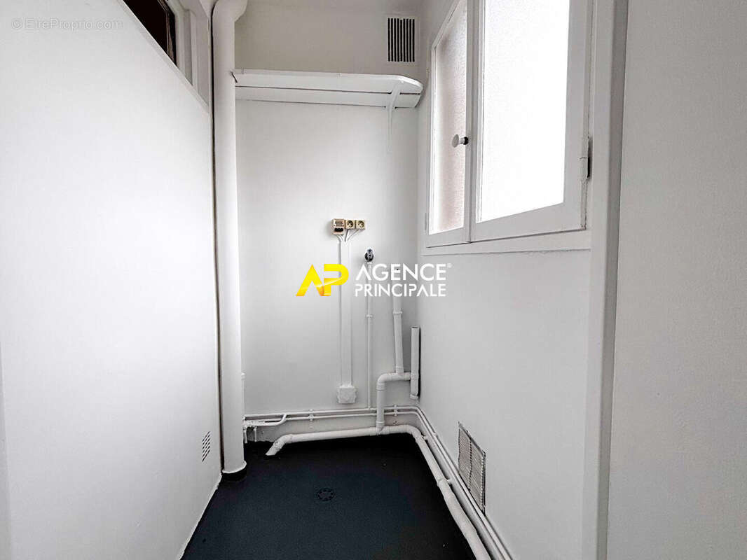 Sartrouville - Appartement 3 pièces, 2 chambres 63.65 m2 avec parking, balcon et cave - photo 5