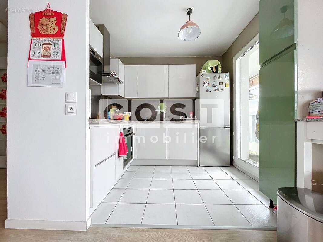 Appartement à ASNIERES-SUR-SEINE