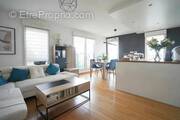 Appartement à FRESNES