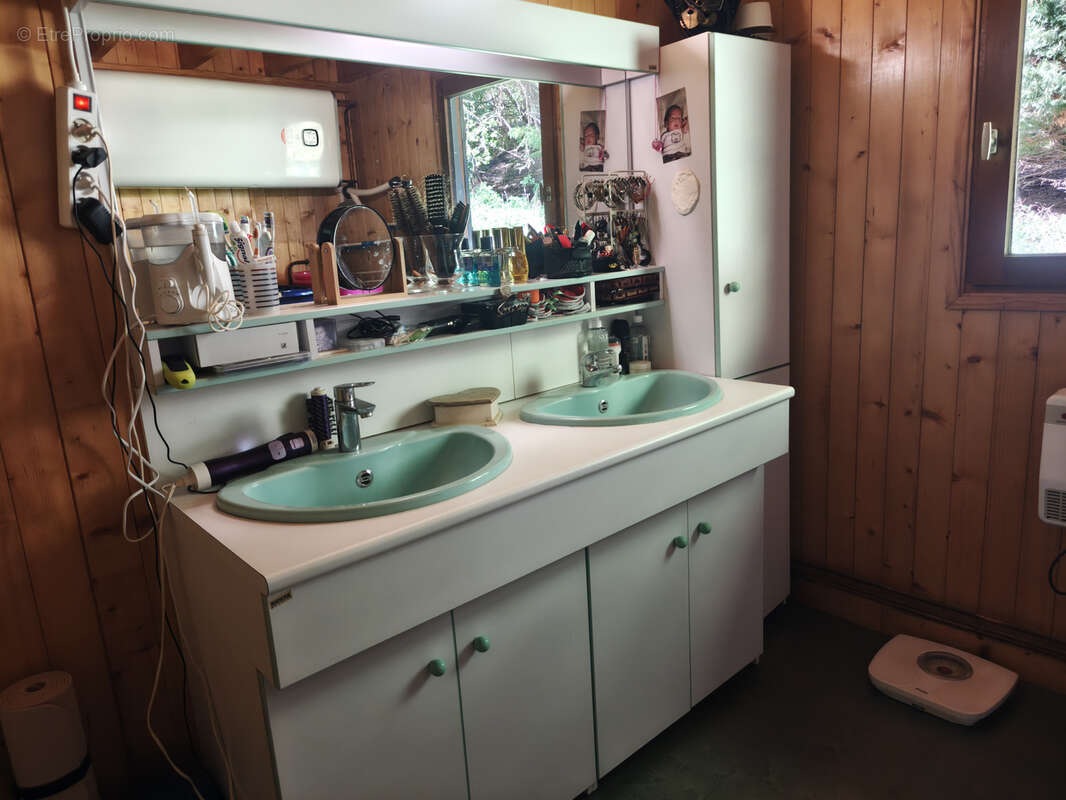 Maison à LA CHAPELLE-YVON