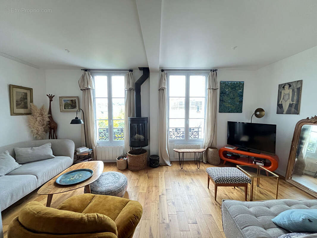 Appartement à SURESNES