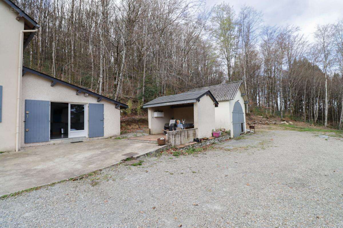 Maison à LA SALVETAT-SUR-AGOUT