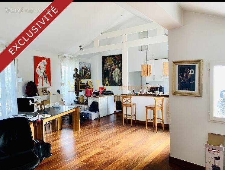 salon cathedrale - Maison à MONTREUIL