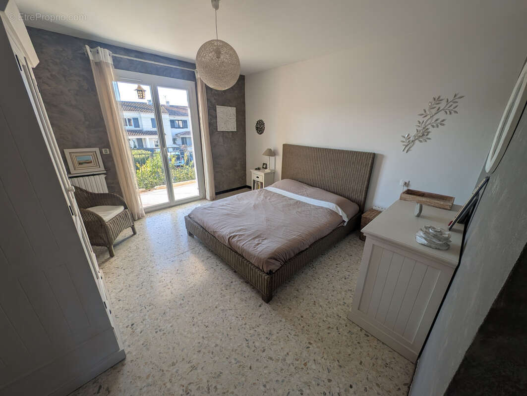Maison à SIX-FOURS-LES-PLAGES