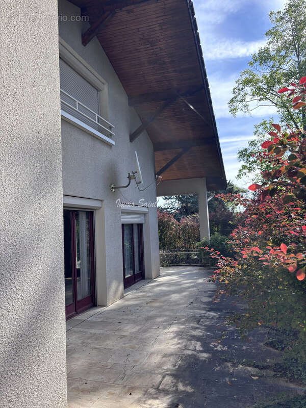 Maison à SAINT-CYR-AU-MONT-D'OR