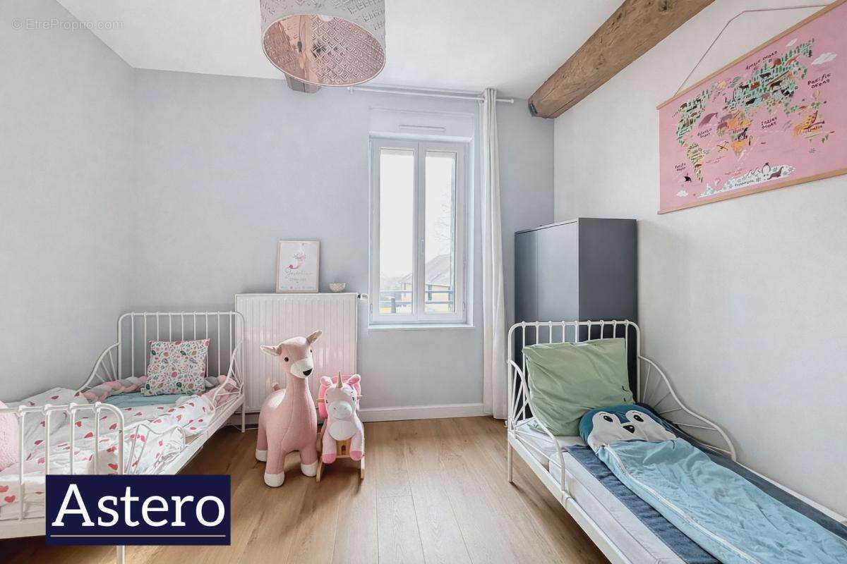Appartement à MELESSE
