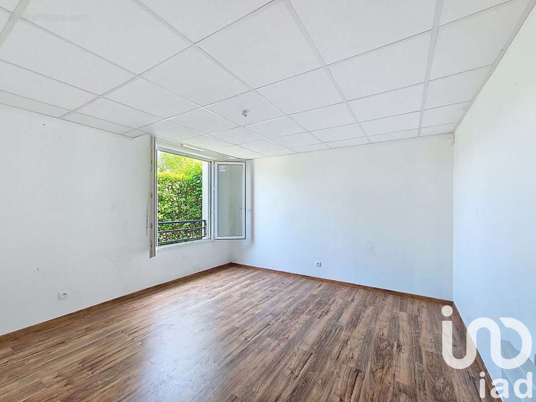 Photo 3 - Appartement à LES ESSARTS-LE-ROI