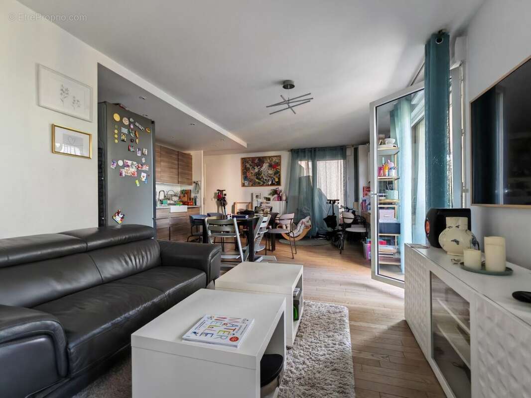 Appartement à GENNEVILLIERS