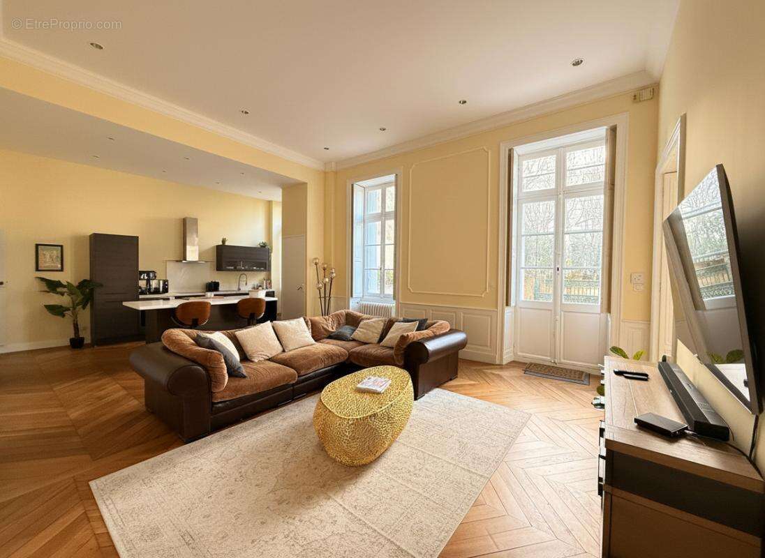 Appartement à CARCASSONNE