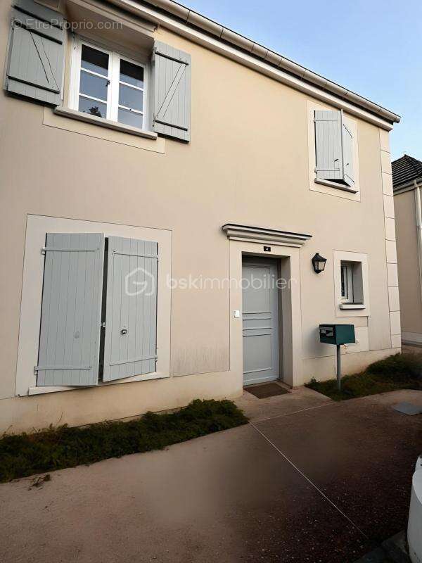 Maison à VILLEJUST