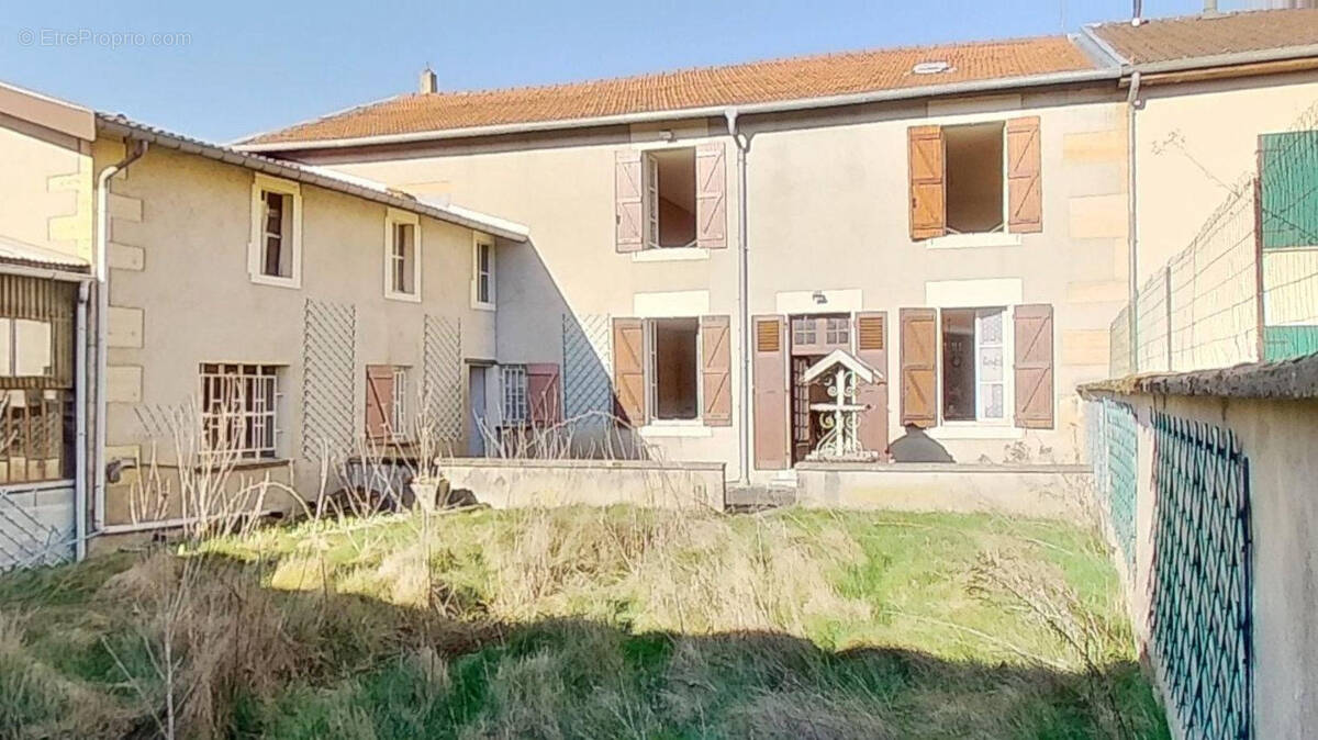 Maison à FAINS-VEEL