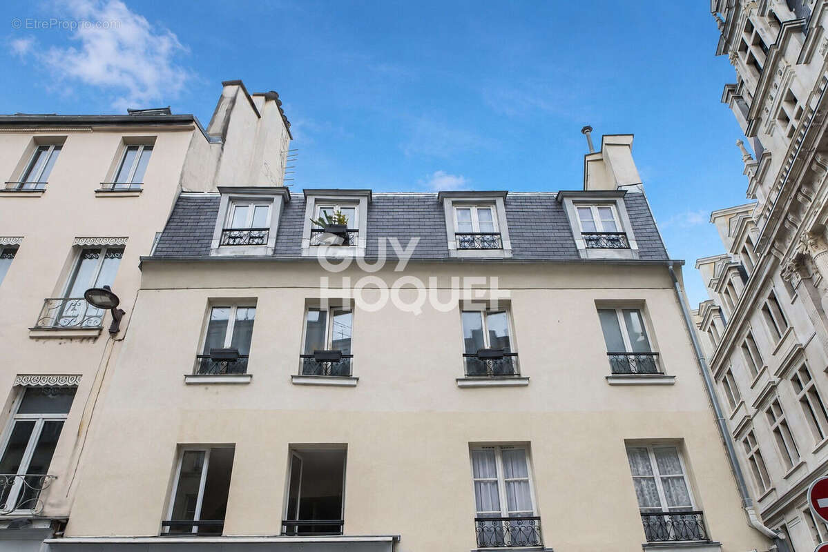 Appartement à PARIS-10E