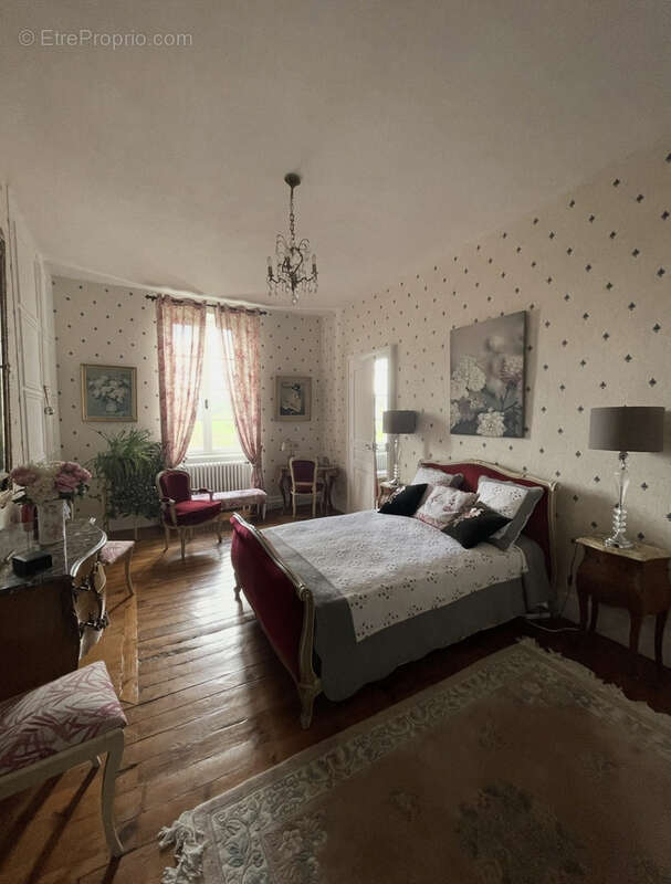 Maison à LA LOUBIERE