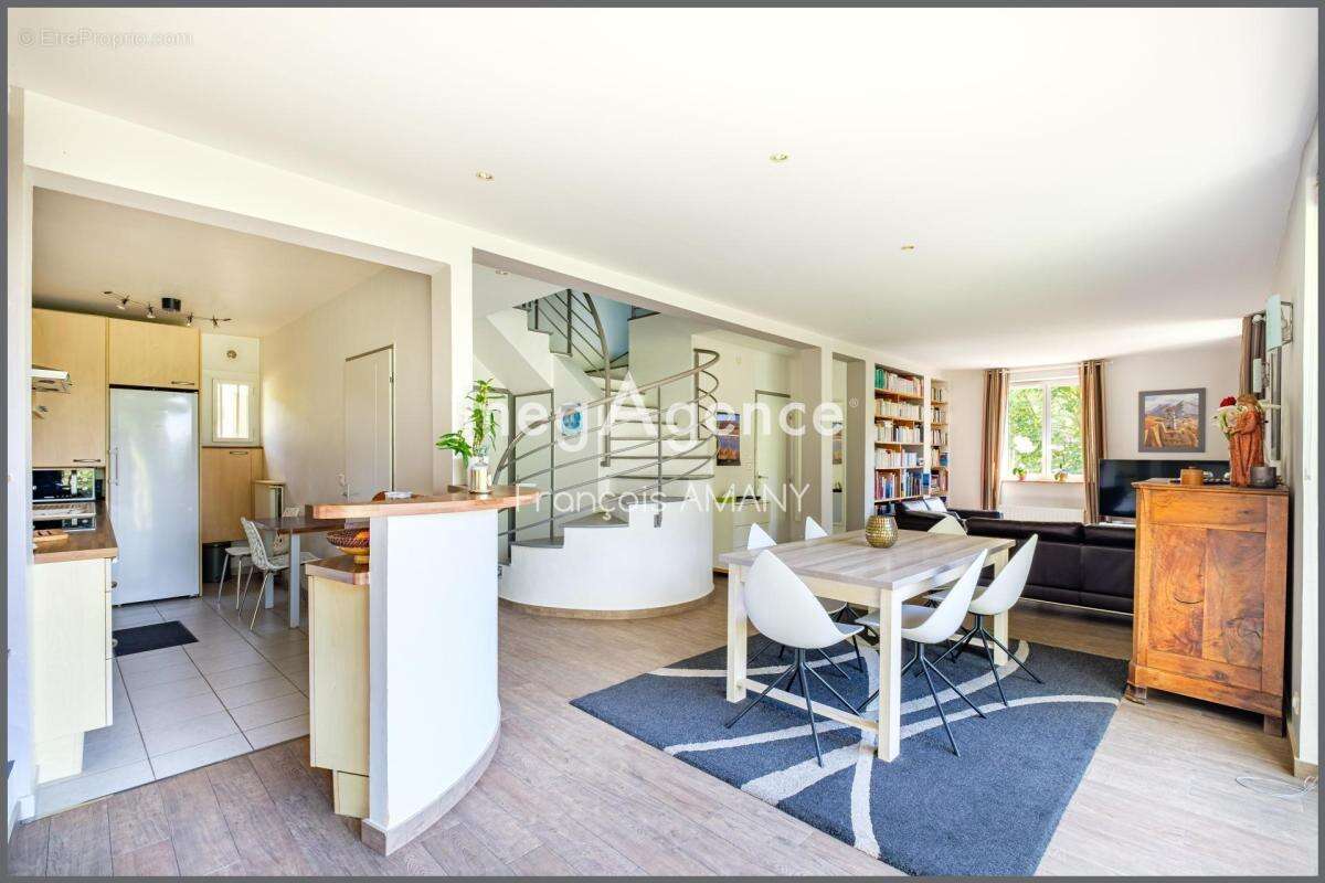Appartement à DOMMARTIN