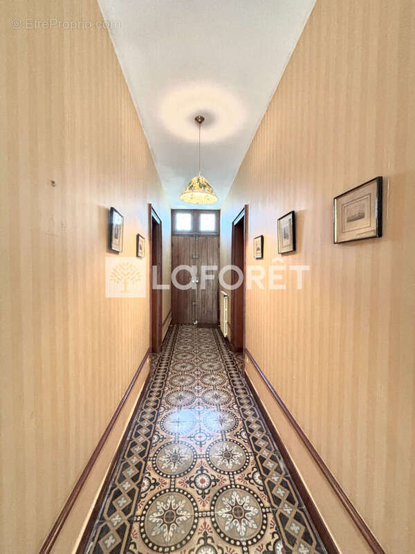 Maison à SAINT-SAVINIEN