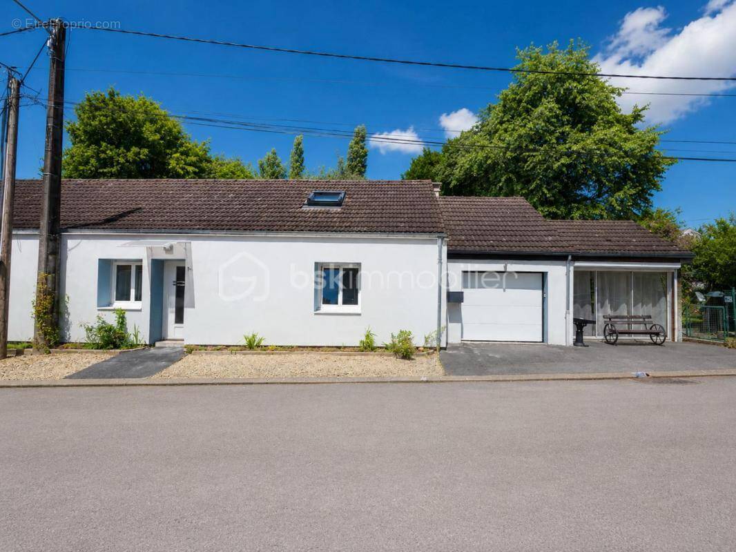 Maison à ARREUX