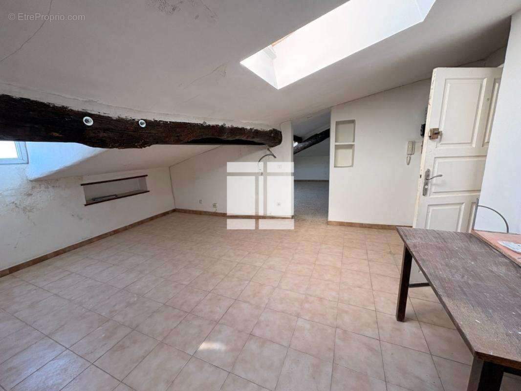 Bastia centre ville t2 mansardé - photo 5