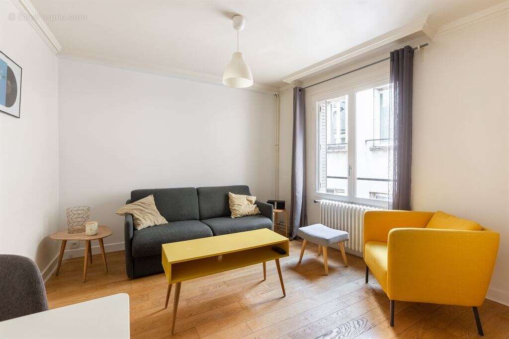 Appartement à PARIS-2E
