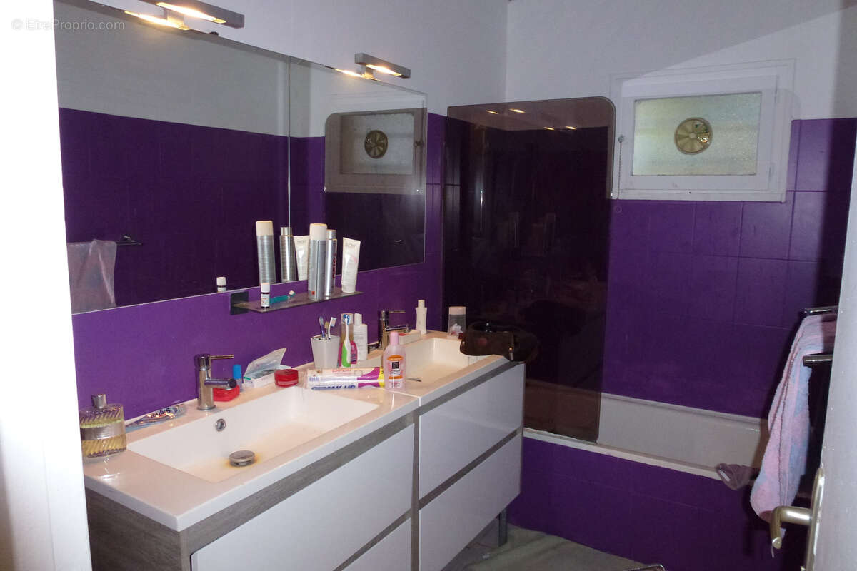 Maison à VILLENEUVE-LES-AVIGNON