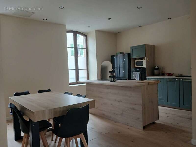Bellevue – Thiers  Maison de caractère avec 1 200 m² de terrain et fort potentiel - photo 3