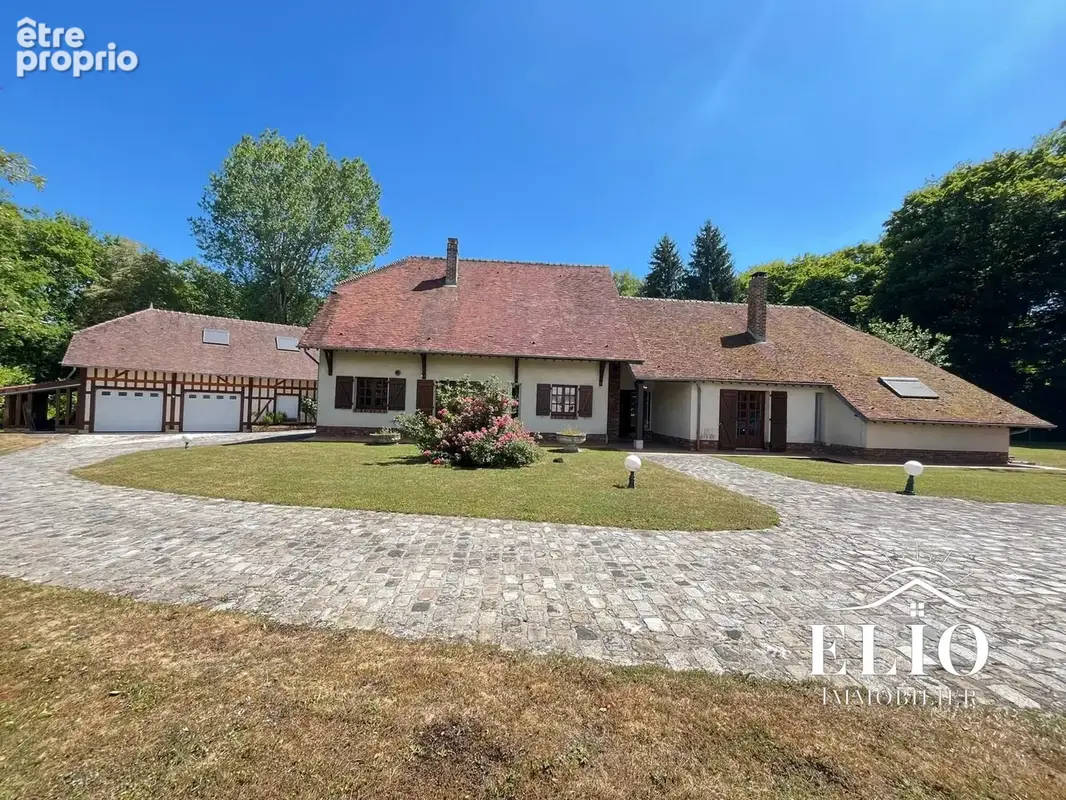 Maison 274 m² à La Vendue-Mignot  - photo 5