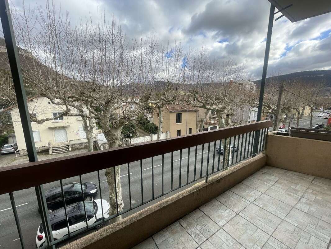 Appartement- Balcon- Parking - photo 2