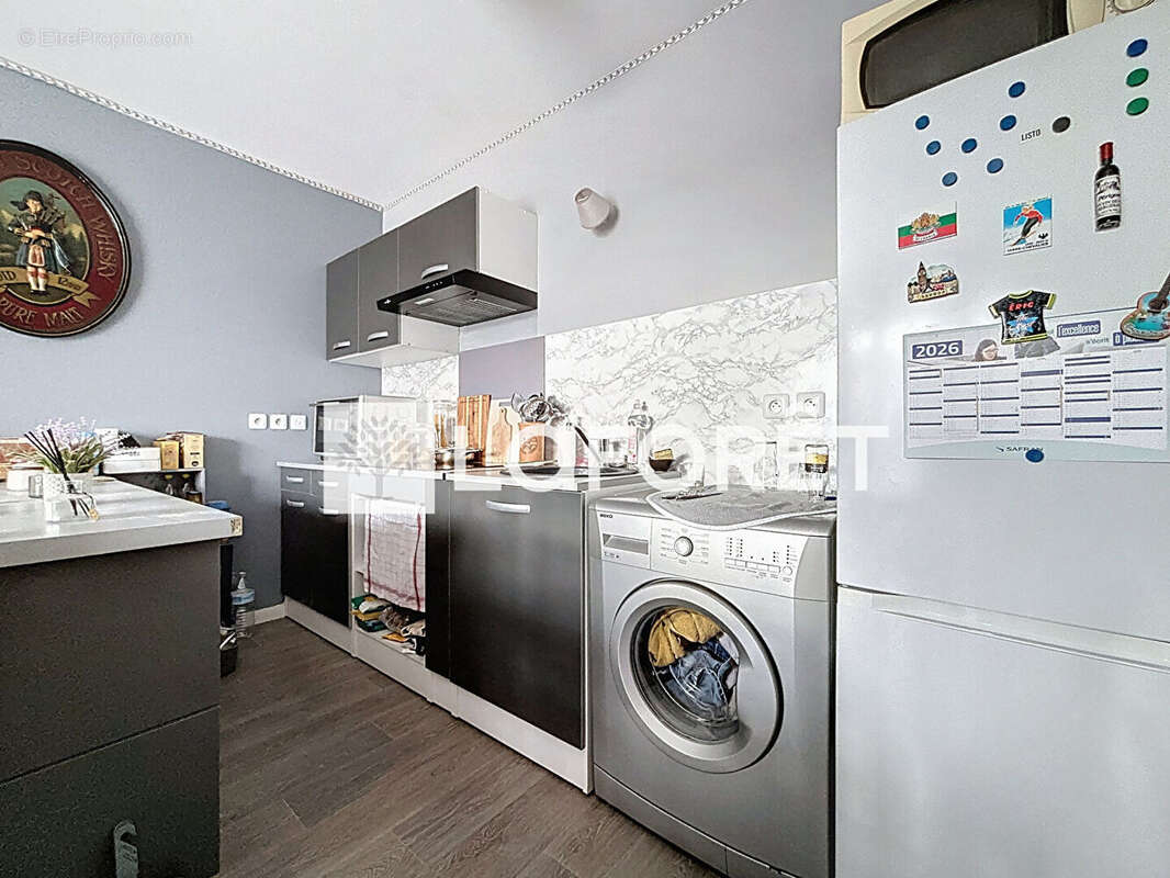 Appartement à VERT-SAINT-DENIS