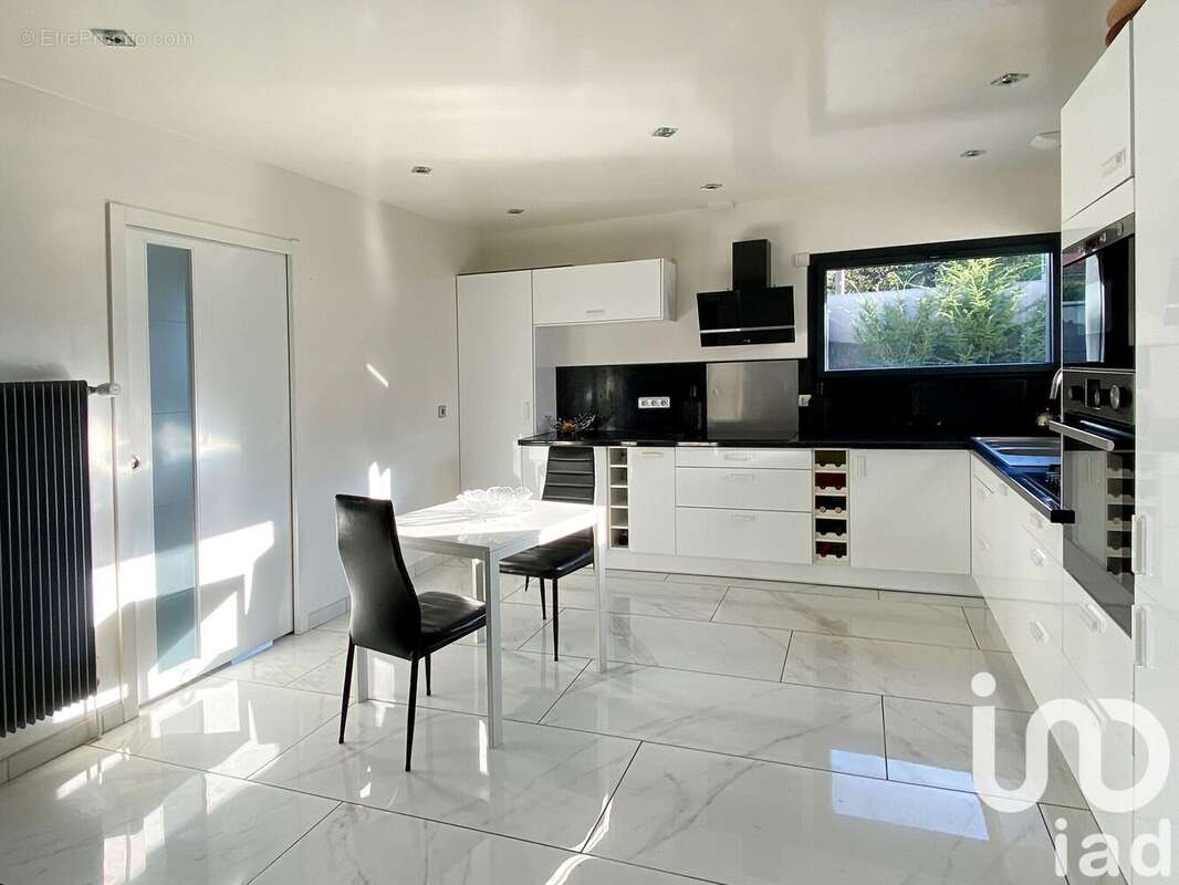 Photo 5 - Maison à VITRY-SUR-SEINE