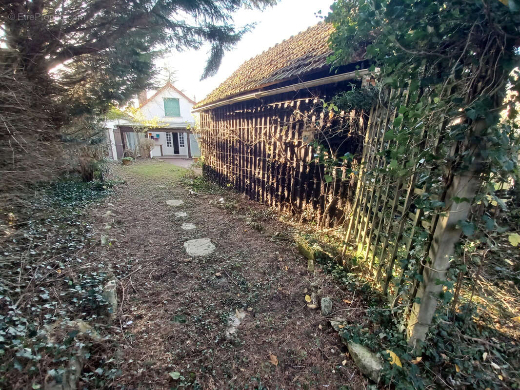 Maison à JUSSY-LE-CHAUDRIER