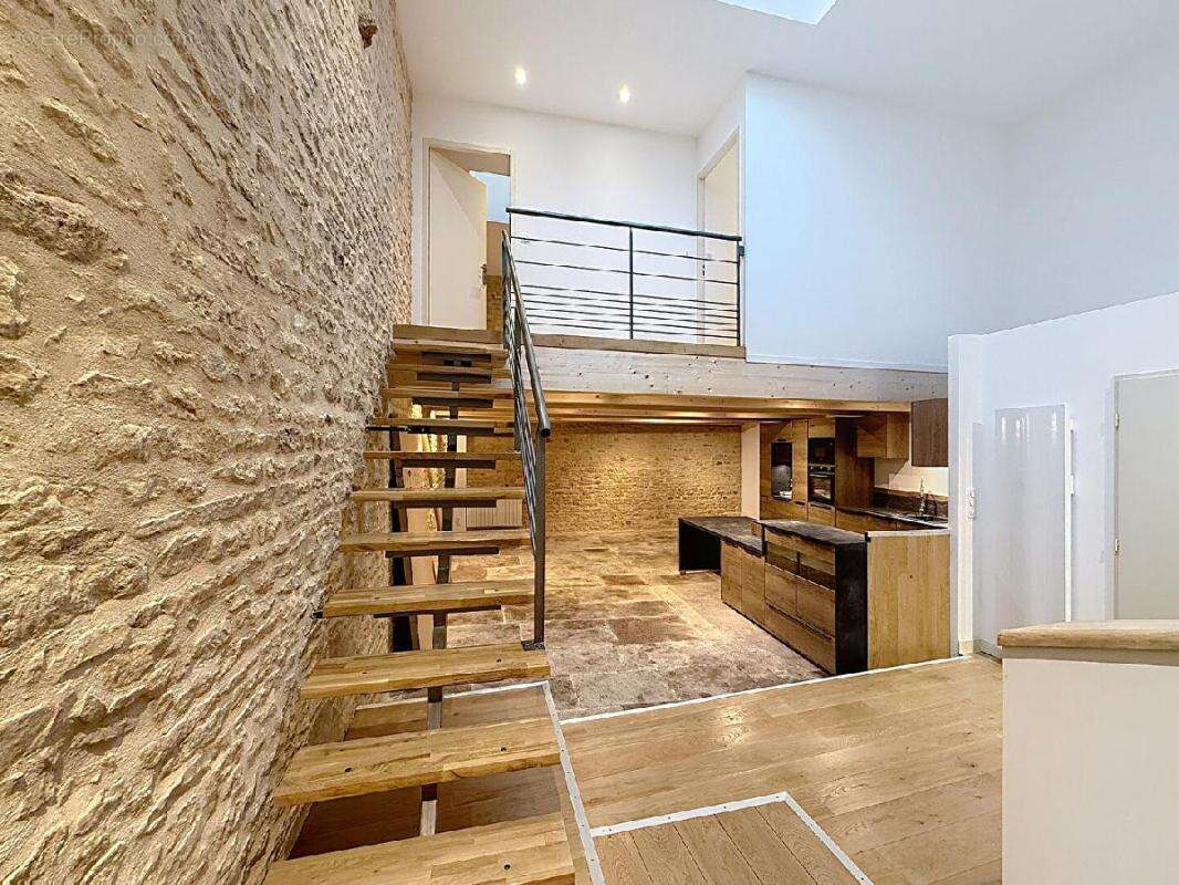 Maison 200 m² à Cluny  - photo 4