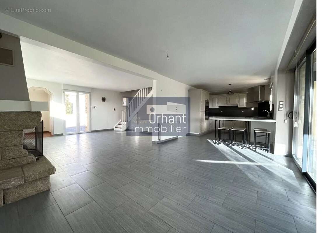 Maison à SAINT-NOLFF