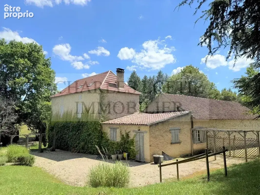 Maison, grange et piscine sur 1,2 ha en Bouriane - photo 9