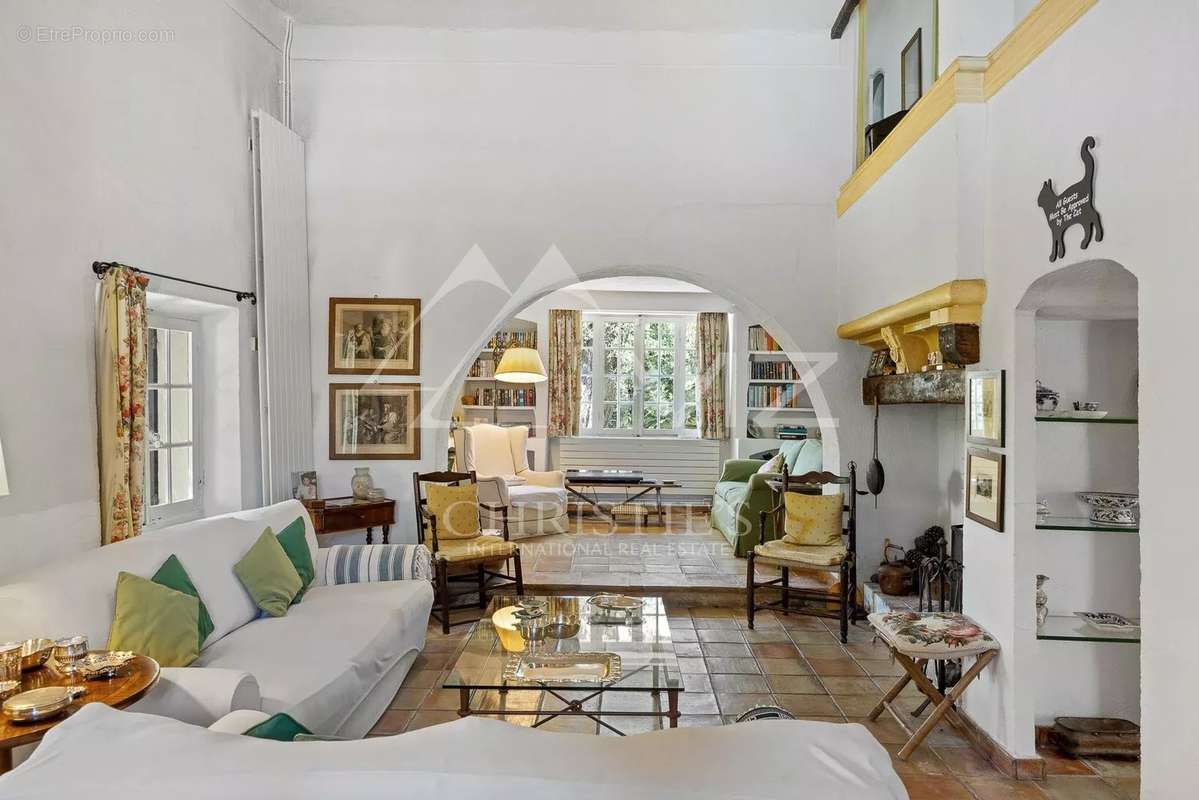 Maison à AURIBEAU-SUR-SIAGNE