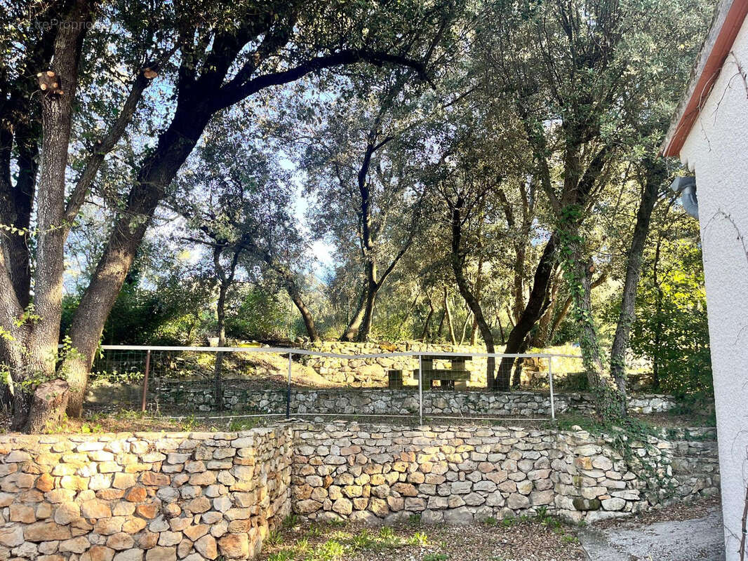 Maison à VERS-PONT-DU-GARD